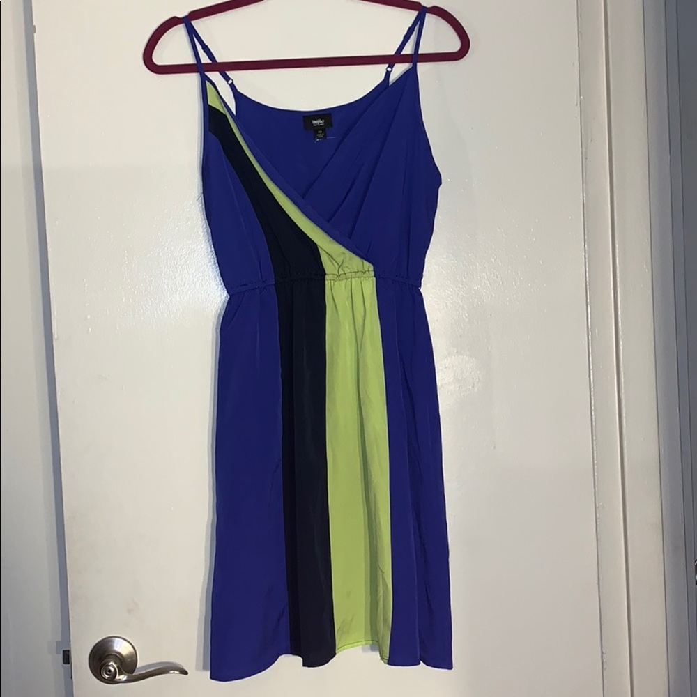 blue dress